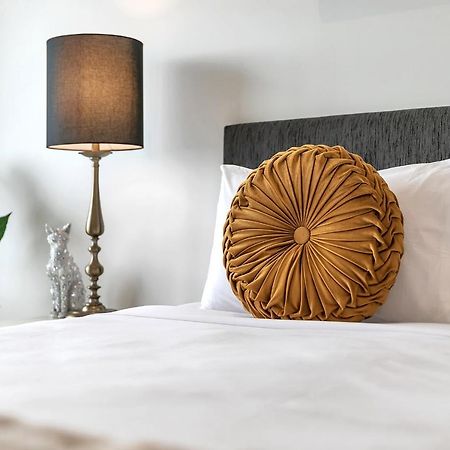 Corporate Gem + Rooftop Pool & Spa 오클랜드 외부 사진